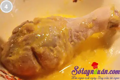 Hướng dẫn c&aacute;ch l&agrave;m g&agrave; r&aacute;n KFC gi&ograve;n tan 4