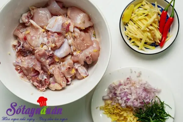 c&aacute;ch l&agrave;m g&agrave; rang gừng sả