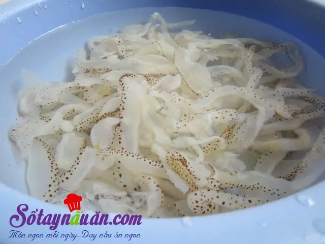 C&aacute;ch l&agrave;m nộm sứa 1
