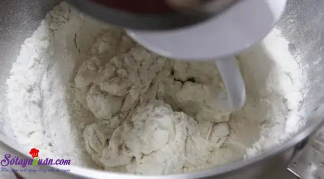 C&aacute;ch l&agrave;m pizza 2