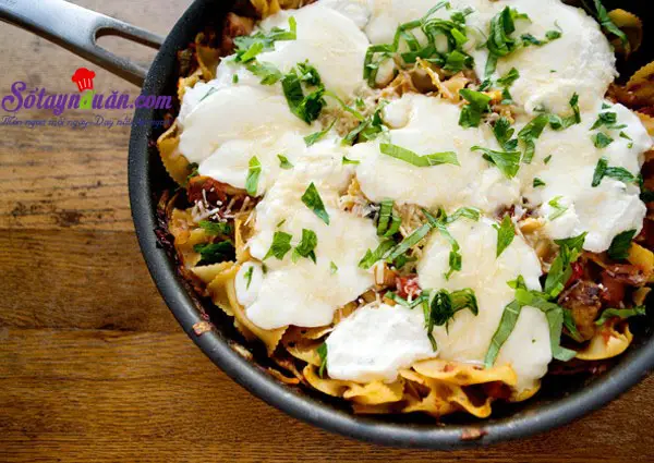 Hướng dẫn l&agrave;m m&oacute;n lasagna mới lạ m&agrave; ngon kết quả
