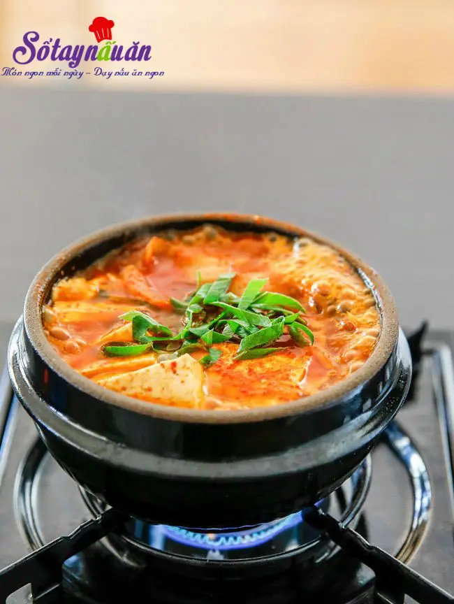 Hướng dẫn nấu canh kim chi đậu phụ cay cay ngon ngọt