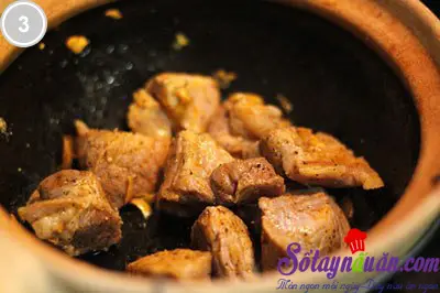 Khoai sọ kho thịt 3