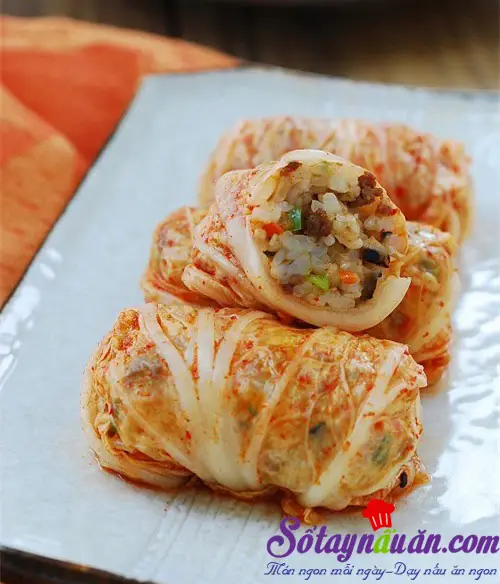 Kim chi cuộn cơm rang 2