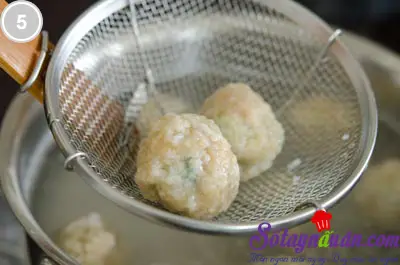 Ngọt m&aacute;t cải thảo vi&ecirc;n thịt 5