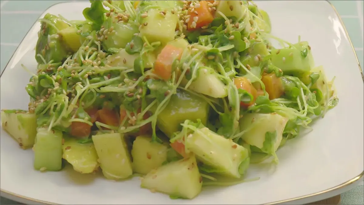 Hướng dẫn cách làm salad bơ sốt mè rang giảm cân đẹp da đẹp dáng