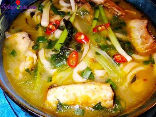 Hướng dẫn cách nấu canh cá dọc mùng thơm ngon