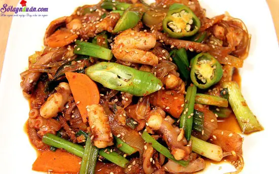 Bạch tuộc xào cay kiểu Hàn: Công thức chuẩn vị ngay tại nhà!