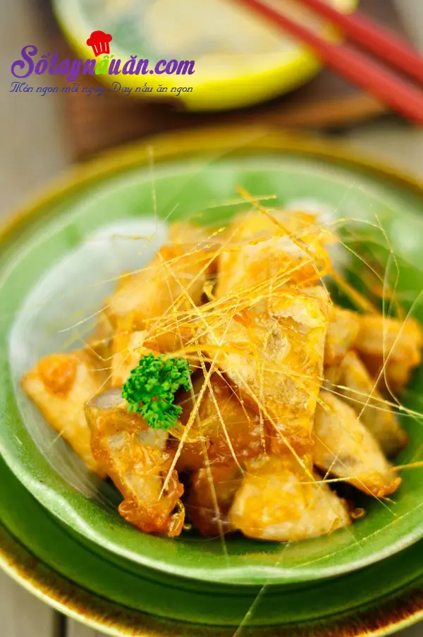 Khoai môn caramel – món ăn vặt tuyệt ngon