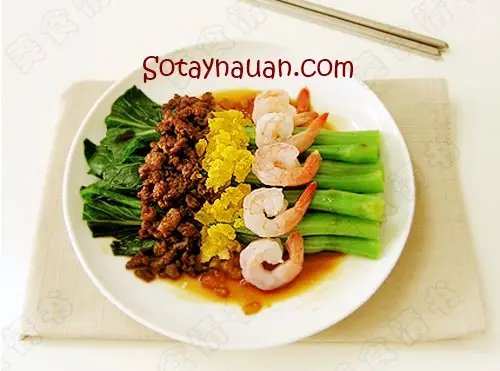 Lạ mà ngon với rau cải trộn tôm trứng muối